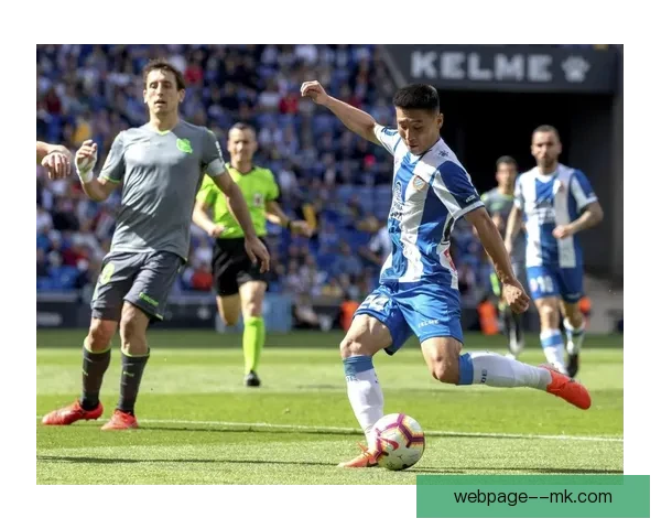 维尔茨德甲主场连过数人破门助力球队锁定联赛冠军